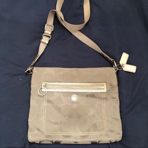 Gray/Silver Coach Crossbody “Getaway” Purse